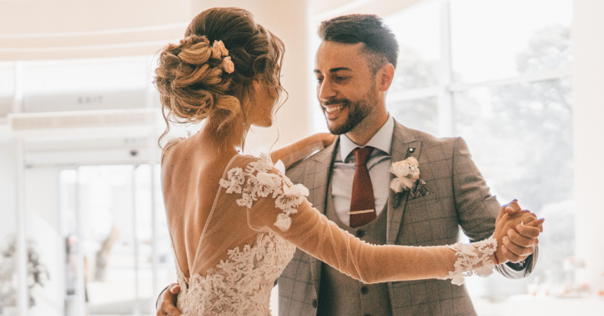 How to Dance at a Wedding QC Dance Studio